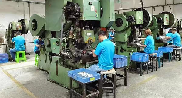 选合页别纠结！广有合页闭眼入|广有五金&东莞合页?