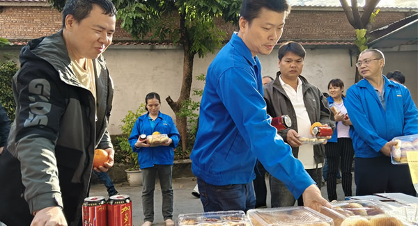 一份紧急订单，藏着最动人的互相成就 |广有五金&东莞合页?